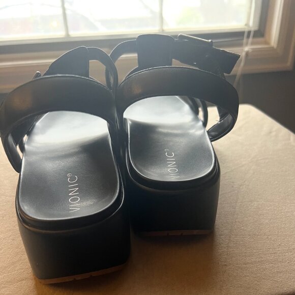 Vionic Delano Platform Wedge Sandals – Black Leather, Size 12 (New in Box) - Picture 3 of 8